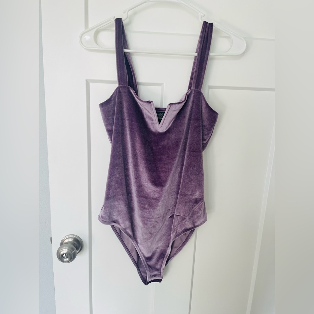 Women bodysuit